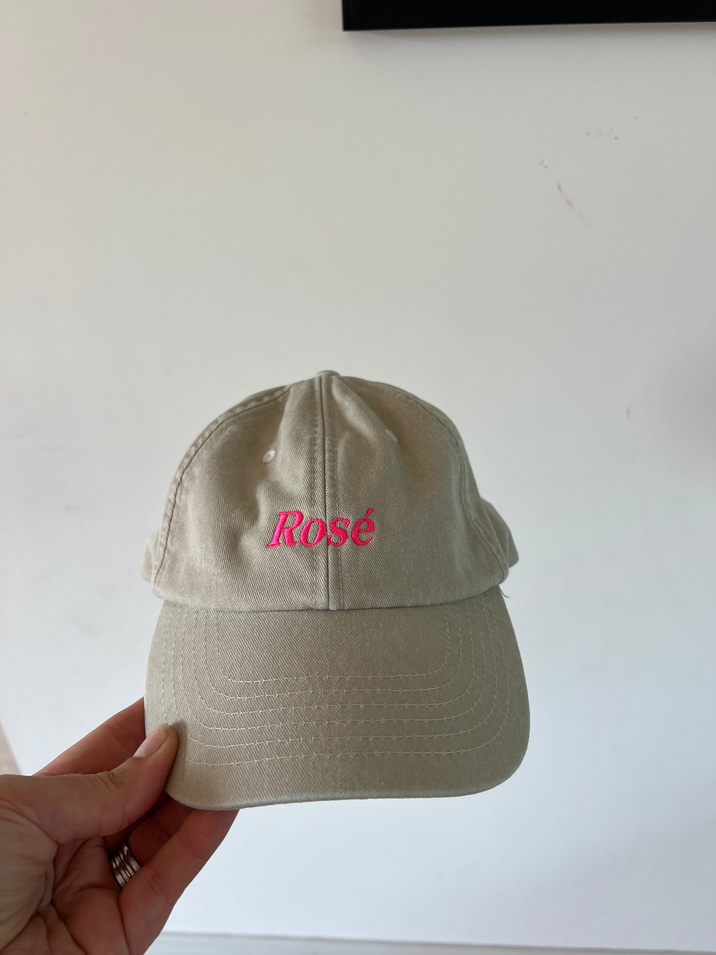 Rosé Cap - Stone